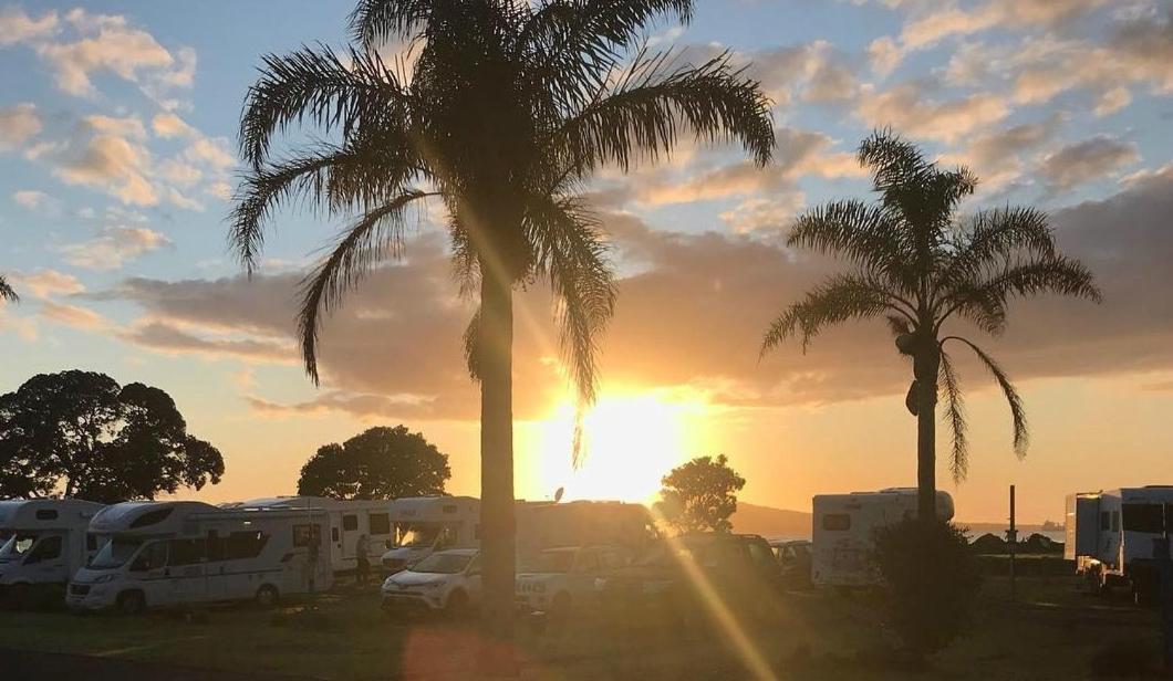 Takapuna Beach Holiday Park Auckland Exterior photo